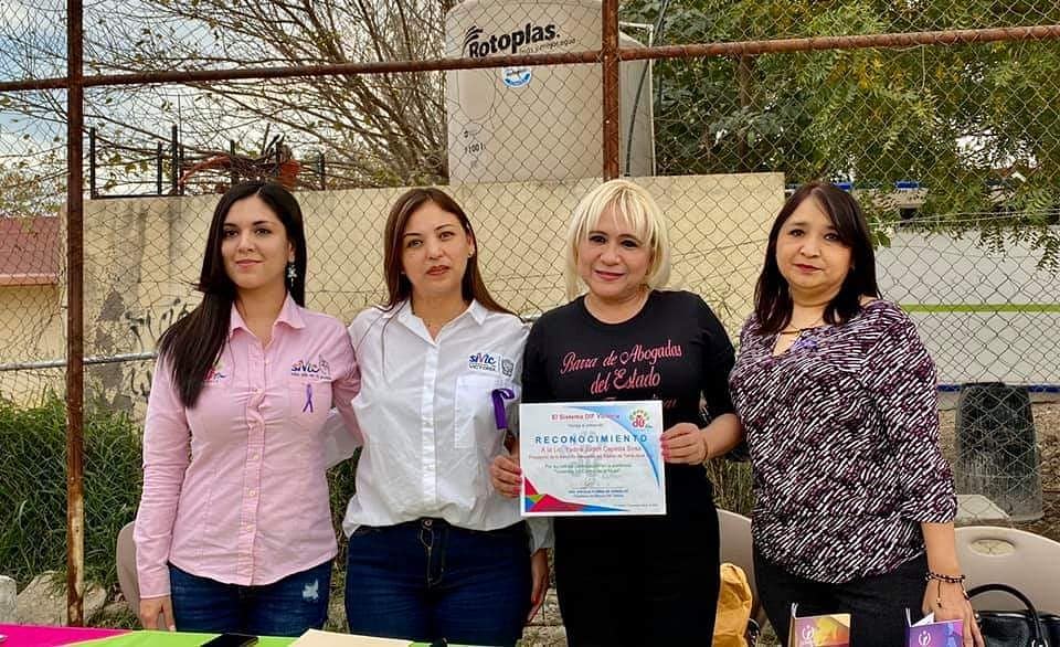 barra_tam's tweet photo. Participa Barra de Abogadas en brigada “Mujer contigo si es posible” #abogadas #DiaDeLaMujer #DIFTam https://t.co/ElUOvFY9W9