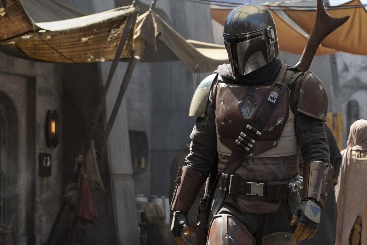 DiscussingFilm's tweet photo. ‘THE MANDALORIAN’ Season 2 has seemingly wrapped filming. (Source: https://t.co/oWTa9kRe2w) https://t.co/ikF28vzrIX