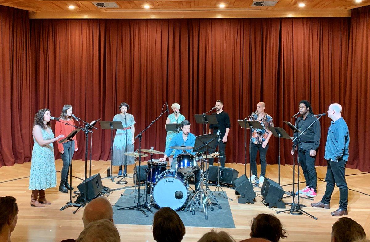 🙌 Standing ovation for the amazing U.S. vocal group <a href="/roomfulofteeth/">roomful of teeth</a> at <a href="/adelaidefest/">Adelaide Festival</a> 🙌 🇺🇸🇦🇺