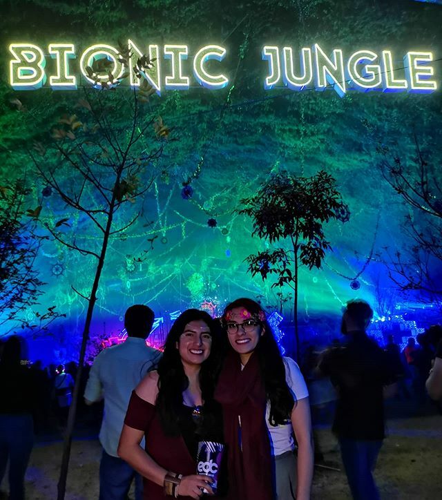 Ale_Azulita's tweet photo. Con @jessyazcona en su primer #EDC 😅 🙌 🇲🇽 Escenario #bionicjungle el más nuevo en EDC con una decoración 💯 👌 🍃 🍃
-
-
-
-
-
#electricdaisycarnival #candy #plur #edmmusic #neon #neonlights #edccdmx #edcméxico #dj #music #musicaenvivo #musica #elect… https://t.co/wQsTnnYR3e https://t.co/mHq6GWfcM8