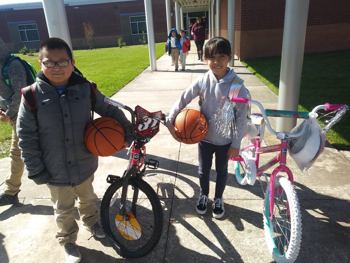 These two lucky Mustangs earned a bike! Hard work pays off! <a href="/MorenoMustangs/">Joe E. Moreno ES</a> <a href="/acastro_hisd/">acastro_hisd</a>