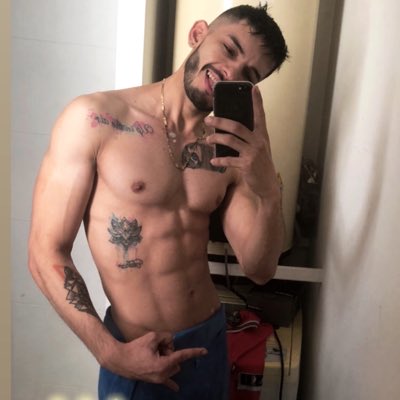 SoyFabricio's tweet photo. Después de años de inactividad , he vuelto #NuevaFotoDePerfil https://t.co/eQoXdflrQj