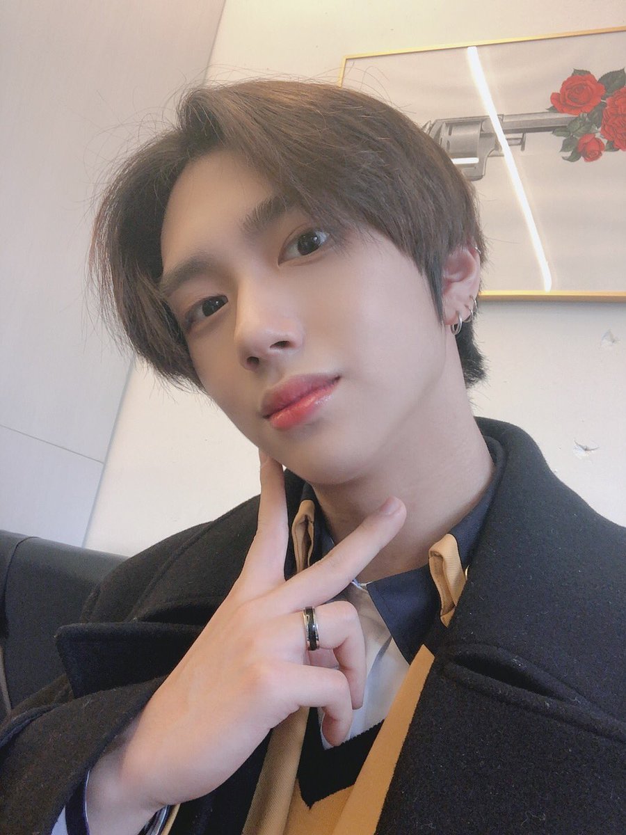 TRCNG_official's tweet photo. 일어나기 죵말 싫다 그래도 홧팅 https://t.co/1aP6MaTfQG
