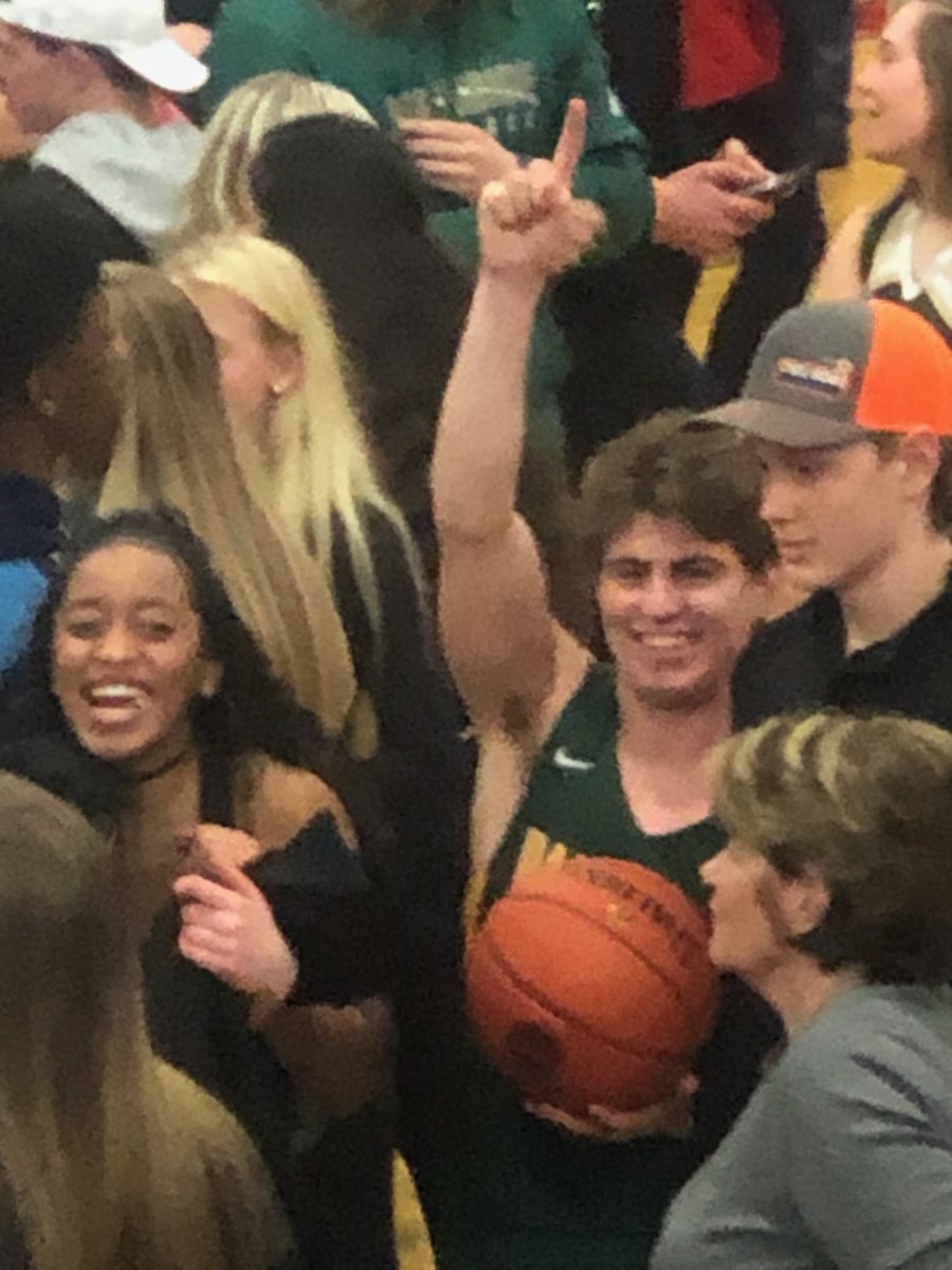 dianerapplean's tweet photo. I am so proud of this team and my son!! He played his heart out tonight!#districtchamps2020 https://t.co/4tb2nb94sD