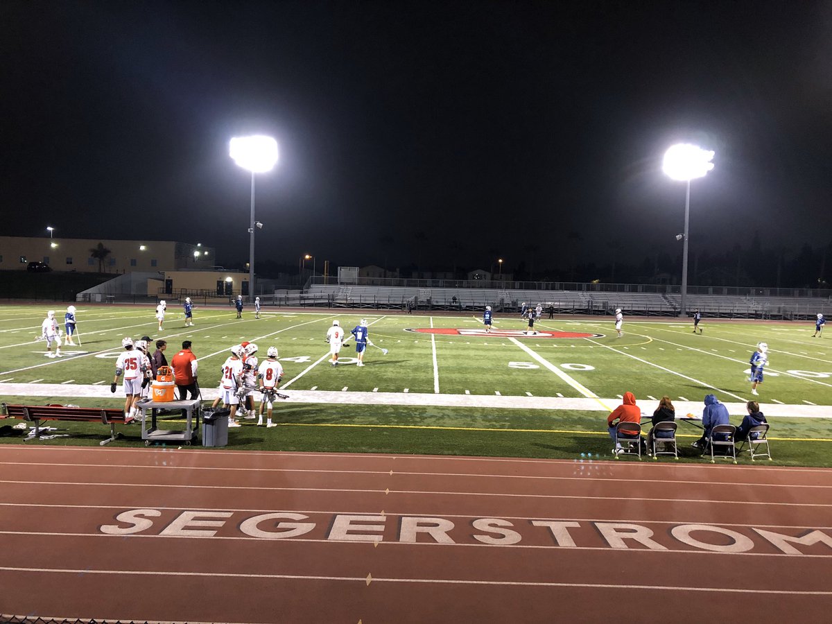 ucirvinelax's tweet photo. Supporting local lacrosse! 🥍#zotzotzot #family #oclax https://t.co/EHJzi43piH