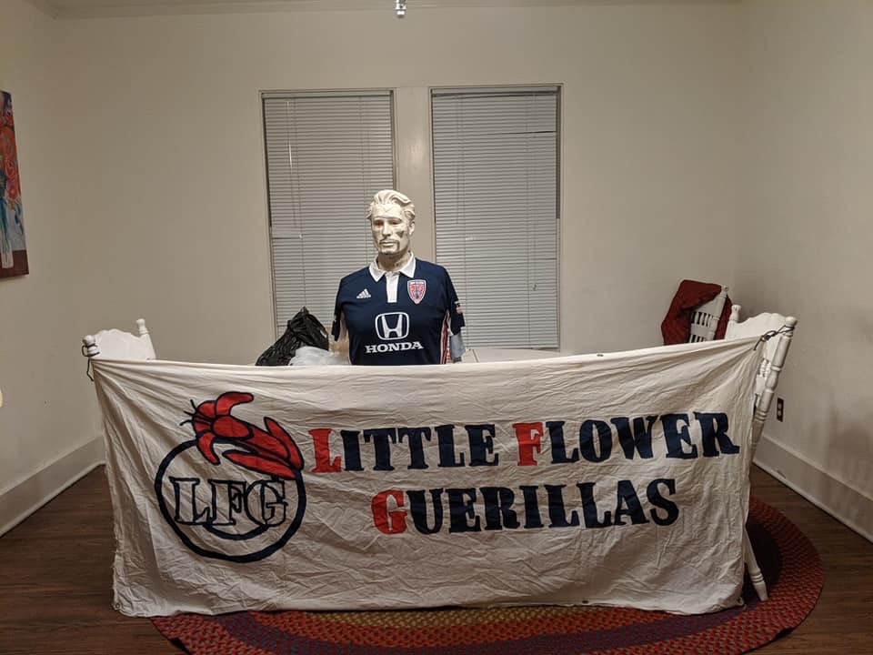 KNusekabel's tweet photo. PSA.....The @LittleFlowerLFG  and MQJ have arrived in Memphis. 
See you tomorrow @IndyEleven 
Support your local club https://t.co/0Rwhy6kv7S