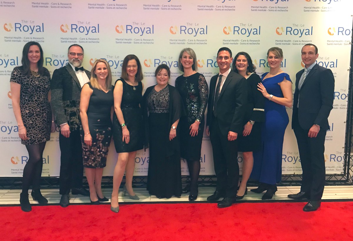 SutoriusTara's tweet photo. Celebrating with my #awesome @ExportDevCanada colleagues all those who have the courage to speak up, and the resolve to help break down the stigma associated with mental illness. #wellness❤️#mentalhealth #royalottawa #inspirationawards https://t.co/6rBzVyiMJY