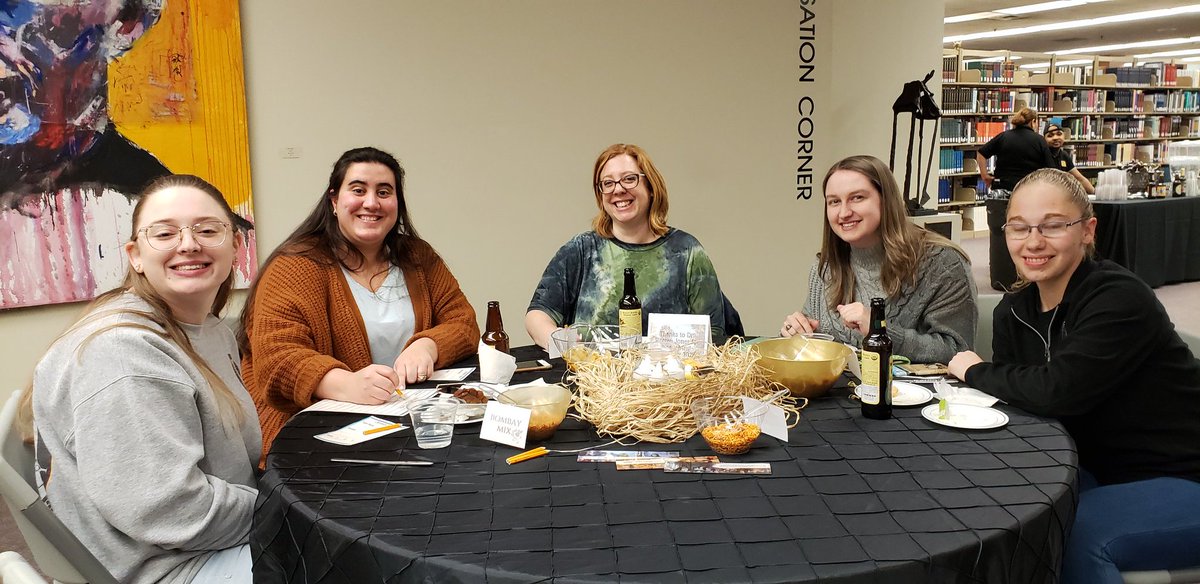 LindaEKern's tweet photo. #Librewery and trivia and graduate students @BrenauU. The perfect combo. #CSLewis @SoStockton #BrenauDPT #brenaufamily #trusteelibrary https://t.co/xxMw6wL1db