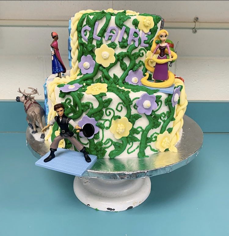 ptsa_hhs's tweet photo. Check out this beautiful cake that HHS Culinary I designed for a teacher at Hickory! It is tri-themed — Frozen, Ninja Turtles, and Rapunzel! #culinaryskill #HHScakeartists #tooprettytoeat https://t.co/M27fjX9AWR
