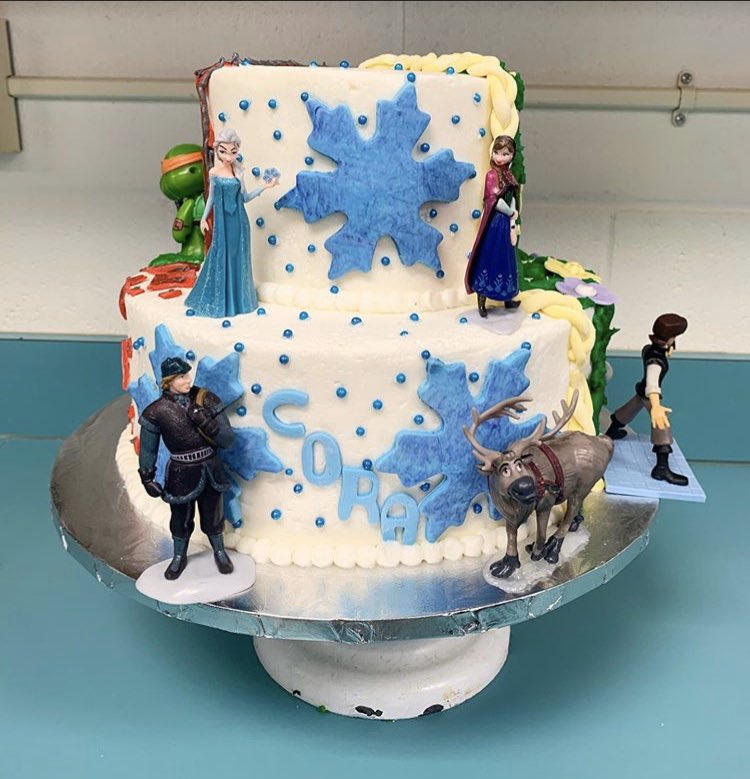 ptsa_hhs's tweet photo. Check out this beautiful cake that HHS Culinary I designed for a teacher at Hickory! It is tri-themed — Frozen, Ninja Turtles, and Rapunzel! #culinaryskill #HHScakeartists #tooprettytoeat https://t.co/M27fjX9AWR
