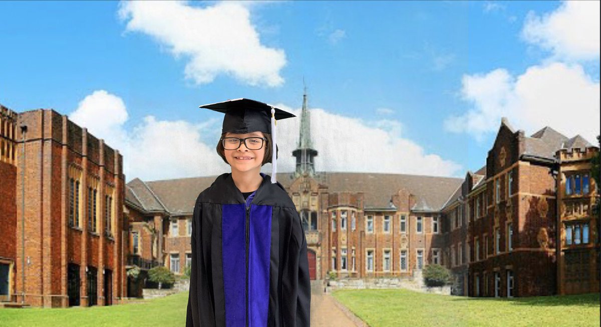 We’re having way too much fun with this green screen!! Future college graduates!! <a href="/DrRodriguezElem/">Dr. Rodriguez STEM Academy</a> #tpsw20 #2ndgrade #futurecollegegrads