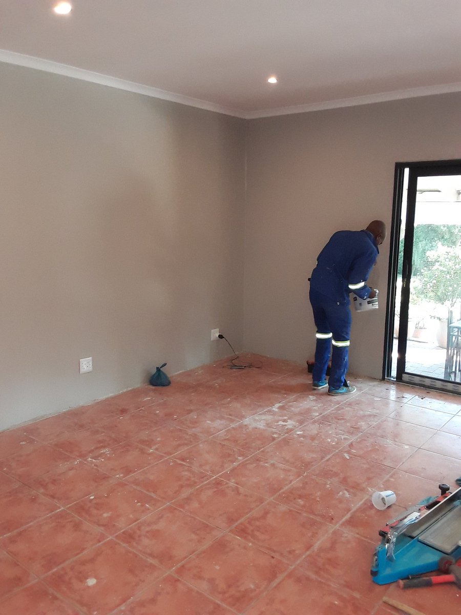 Hello good people at maintenance247 we do all your renovations 
Wall an floor tilling 
Bathrooms renovations 
Plumbing work
Painting an water proofing 
For more information call lucky on 0745409092or visite website #maintenance247 
#info@maintenance247.co.za 
Thank you