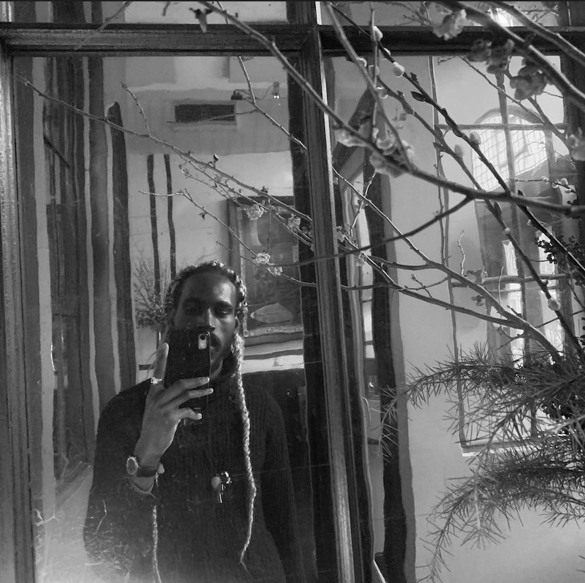 AfroJediii's tweet image. for those who know me, #TheArchAndroid is like DUH. Lolol. 

so, see also: me and this album that has been in my rotation consistently &amp;amp; constantly since it dropped last year (happy belated, #WhenIGetHome.) 💜✨🖤