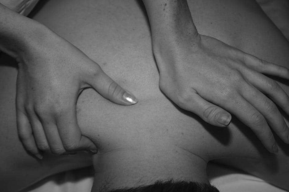 NerveRelief's tweet photo. Learn how one guy cured his chronic back pain naturally. #chronicpain #pain https://t.co/JHjZupFFIJ https://t.co/1awCJc6jKW