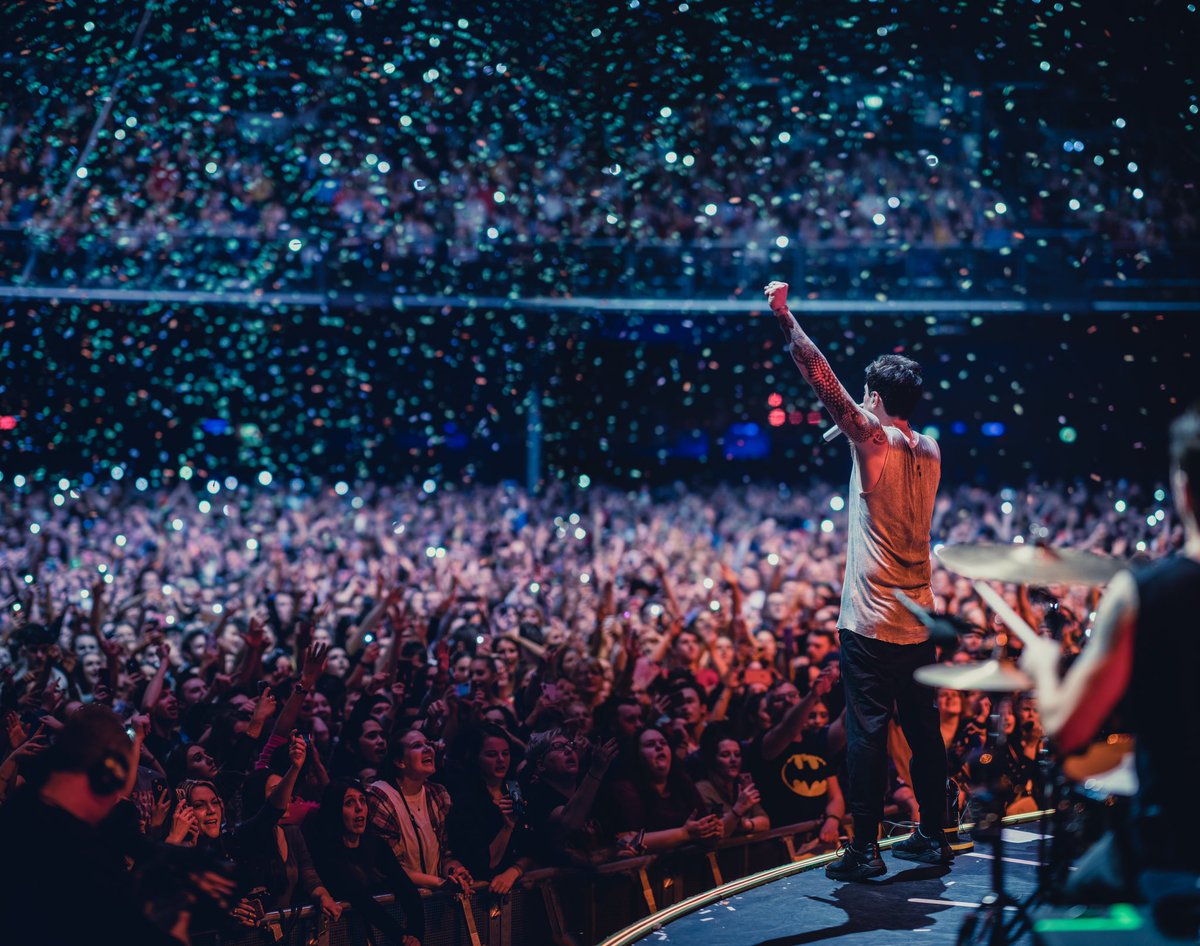 TheScript_Danny's tweet image. Twitter asks me .......... what’s happening. I have no words 😶 so just look at the place where we gather to feel a bond I’ve never felt in my life. True unity through sacrifice,pain and the recognition that there is no us and there is no you. Just complete love