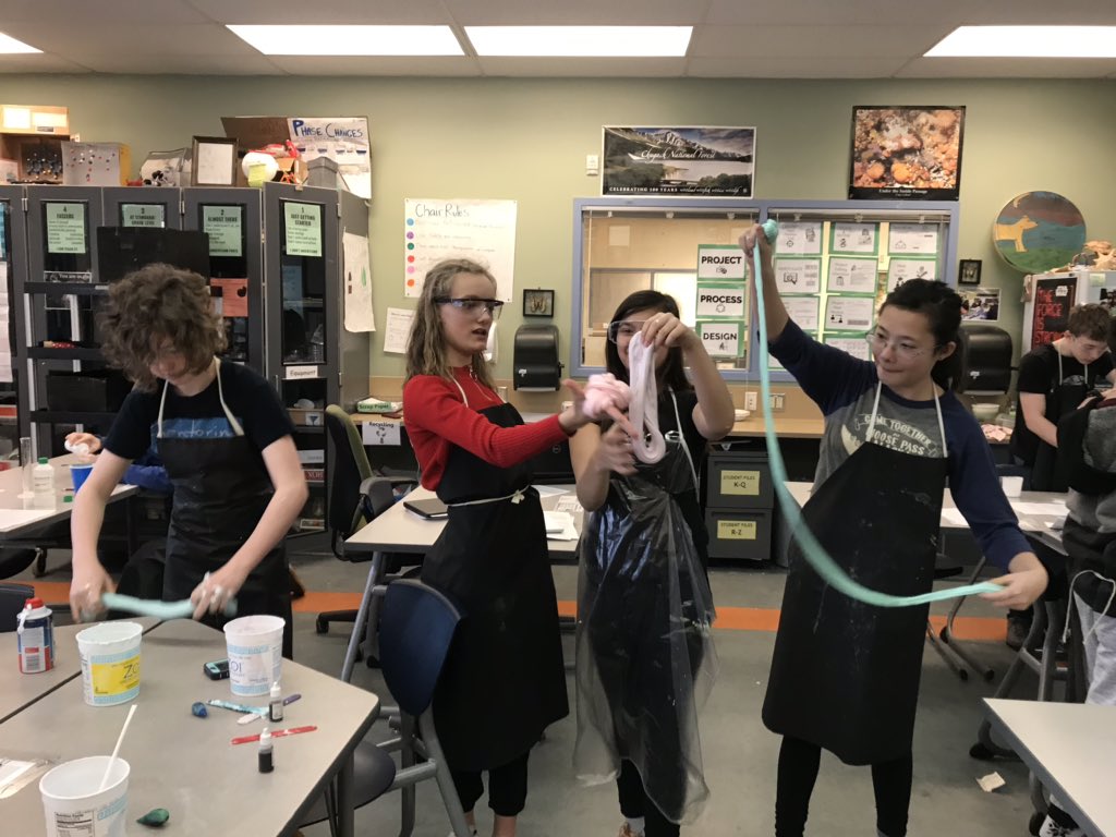 SciSamurai's tweet photo. Fun with Polymers and #creativekids. Exploring reactions and compounds with #slimescience Ss chose the recipes and then compared & observed. #letthemplay #scienceisfun #inquirylearning @kpbsd https://t.co/N6PRv3iqjg