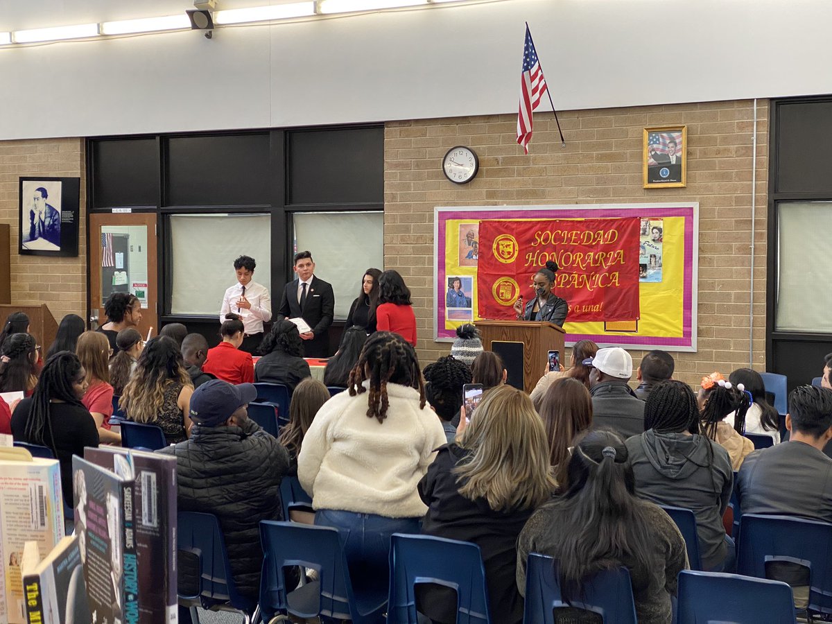 SHSERHS's tweet photo. ERHS Spanish Honor Society, inductions 2020. https://t.co/hFa9u8wkdI