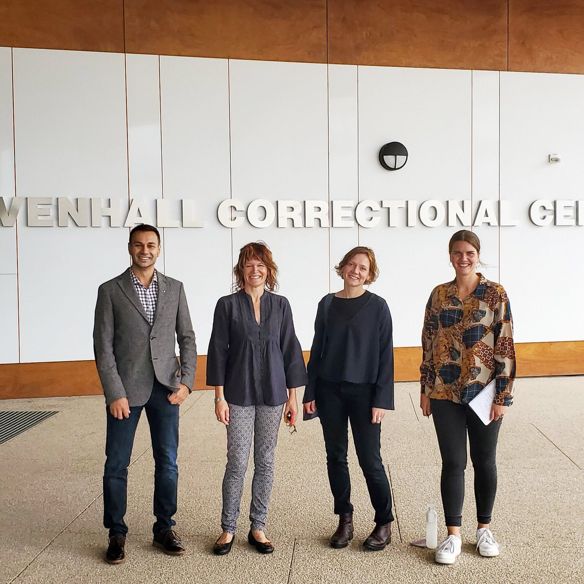 crimsonchat's tweet image. Some of the @unimelbcrim crew w colleagues @Sanne_Oostm &amp;amp; @FleurSouverein visited #Ravenhall to check out #therapeutic #prisondesign &amp;amp;  #ContinuumOfCare model of #rehabilitation &amp;amp; #reintegration... Lots of good work, lots of Qs, lots to think about...