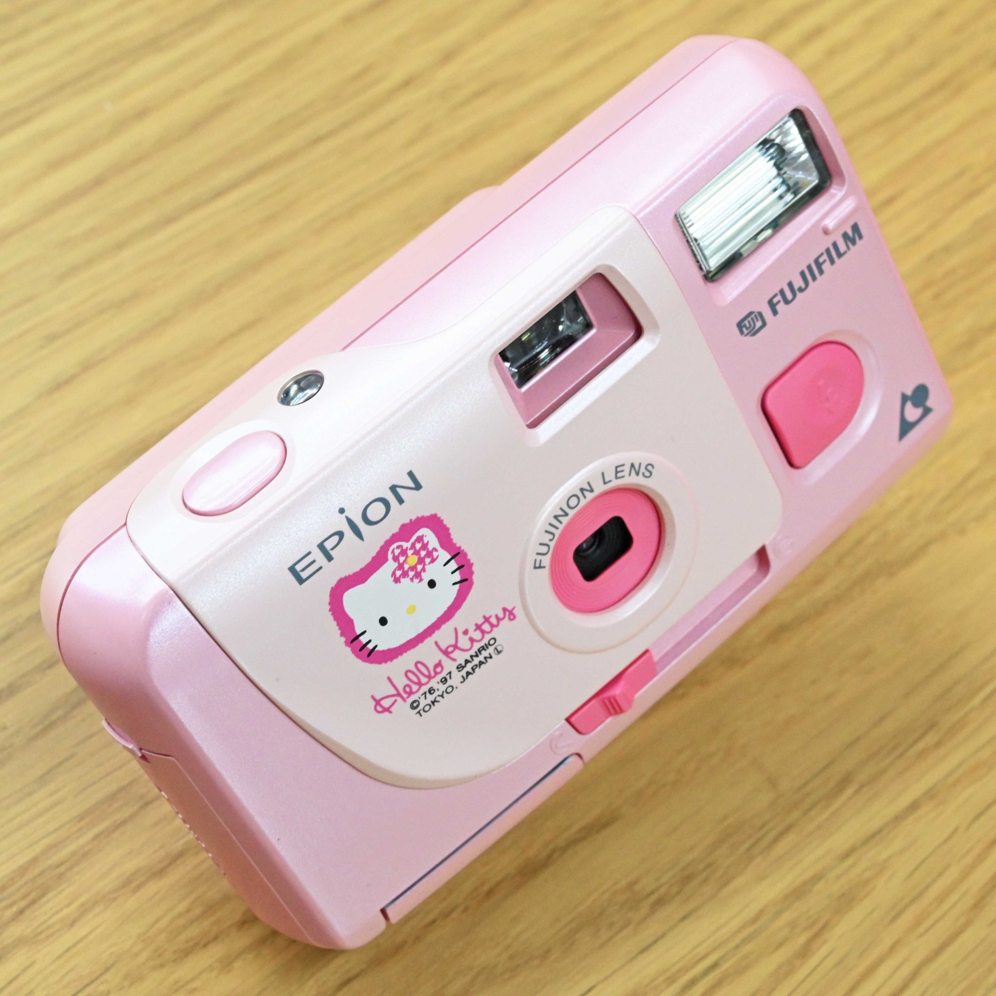 FUJIFILM 富士フイルム EPiON フィルムカメラ ハローキティ - フィルム FUJIFILM 富士フイルム EPiON フィルムカメラ ハローキティ - フィルム