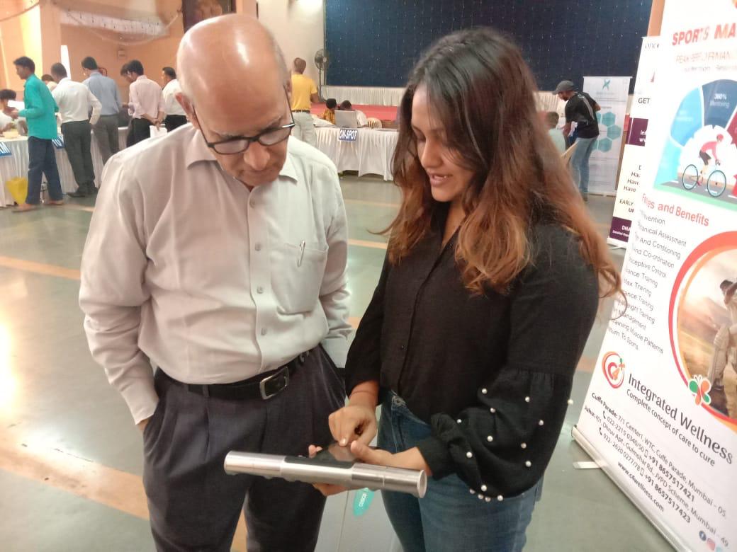 Mahalak22287116's tweet photo. @C4Ltd doctors Dr. Drashty &amp; Dr. Vishwa were at the very famous Bib Expo for Canathon’2020, an initiative for cancer awareness. They communicated &amp; explained the concept of BCA &amp; it’s screening process and how they can be a mentally &amp; physically be ready for a marathon https://t.co/luTYb3TCFs