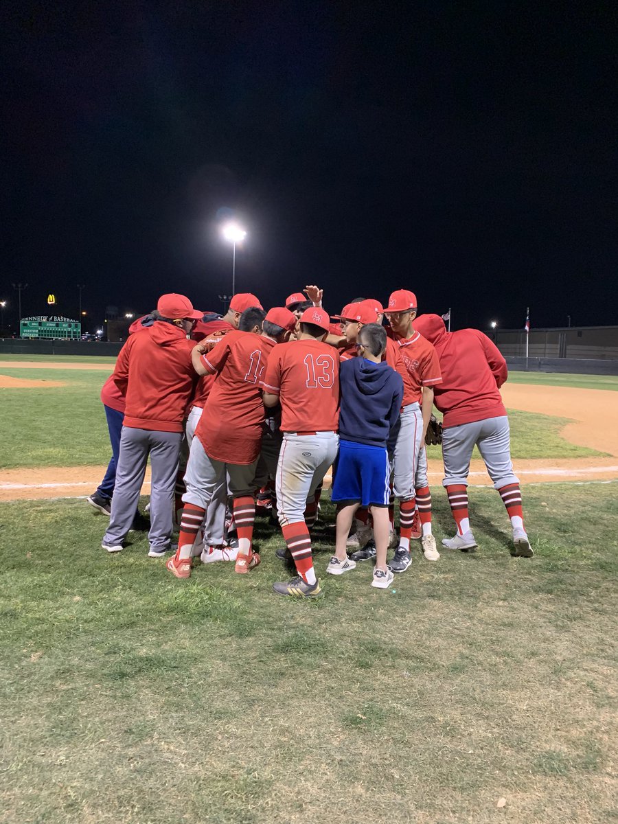 LaredoMartinBaseball tweet media