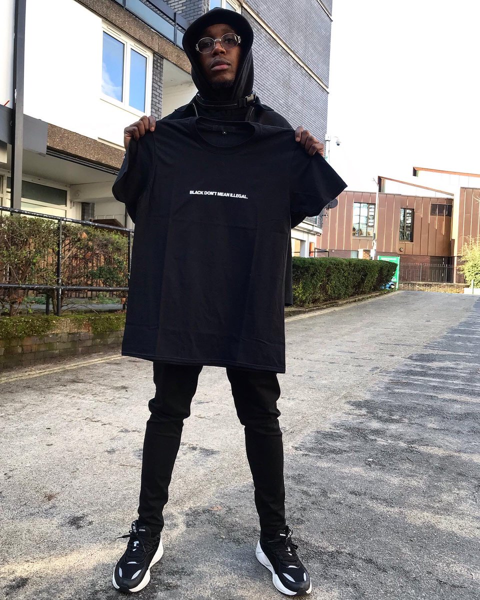 Che_Lingo's tweet image. #MYBLOCK MERCH, READY TO GO 👑🩸