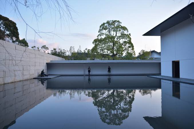 BotKenchiku's tweet photo. 907. 「鈴木大拙記念館」／谷口吉生https://t.co/NQVmtgPY2i