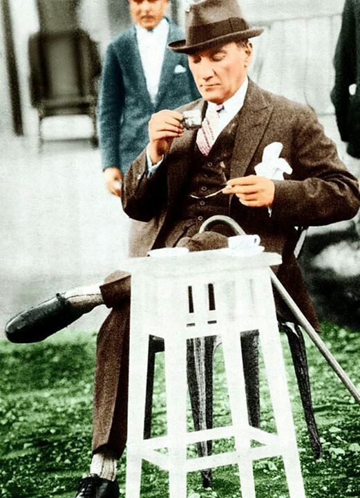 #KodAdıDuenyaLideri