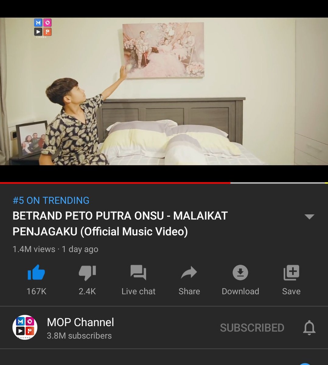ProtectBetrand's tweet photo. T R E N D I N G !! 
🎶 MALAIKAT PENJAGAKU - BETRAND PETO PUTRA ONSU

#1 INDONESIA
#5 HONGKONG
#12 SINGAPURA
#24 TAIWAN

#betrandmalaikatpenjagaku https://t.co/FTenP0sugV