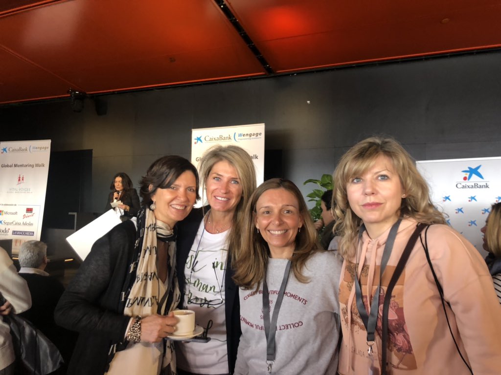 MarRollan's tweet photo. #globalmentoringwalk Estupenda compañía @GrisG50 para empezar el fin de semana contribuyendo desde #wengage @caixabank y @VitalVoices a potenciar el nerworking entre todo@s los que apoyamos el #talento sin género. Gracias @AsocEyC por acompañarnos. https://t.co/WNfrbAuIp5
