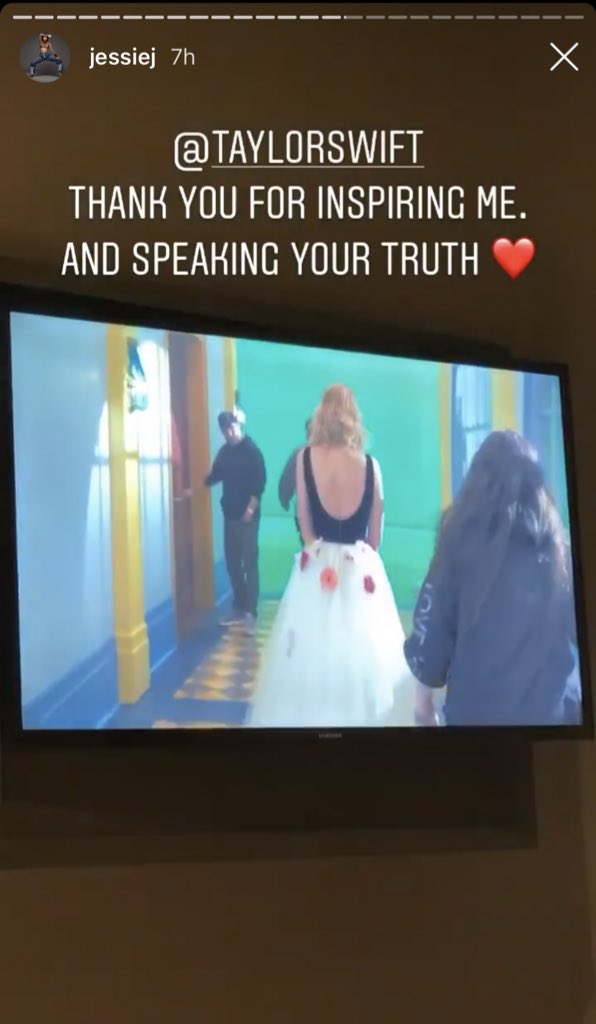 TSwiftNZ's tweet photo. 📷 IG | @JessieJ watching #MissAmericana 

“appreciate your transparency. Got to know you in a way I didn’t before. Always appreciate anyone being themselves and not afraid. Thank you for inspiring me. And speaking your truth ❤️ you will always be successful. Because you care.” https://t.co/460gO7Mq0G