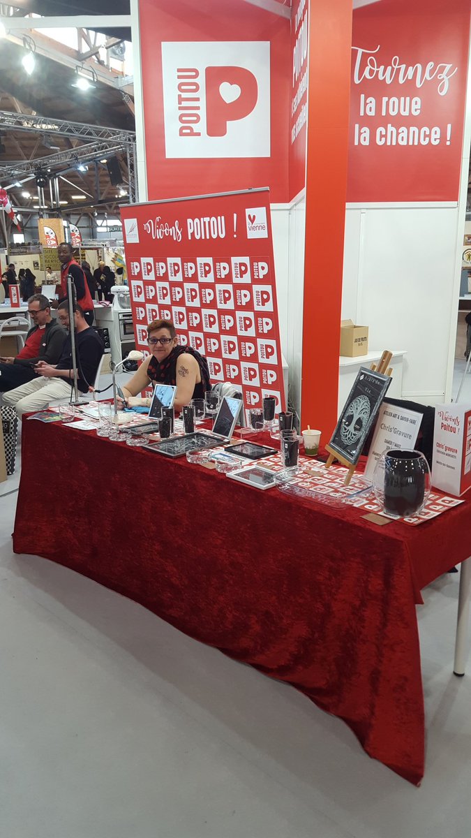 ChrisGravure's tweet photo. Venez aujourd'hui découvrir le salon proxi'loisirs où je suis présente jusqu'à 17h
#proxiloisir
#Poitiers https://t.co/IV2icgVYUa