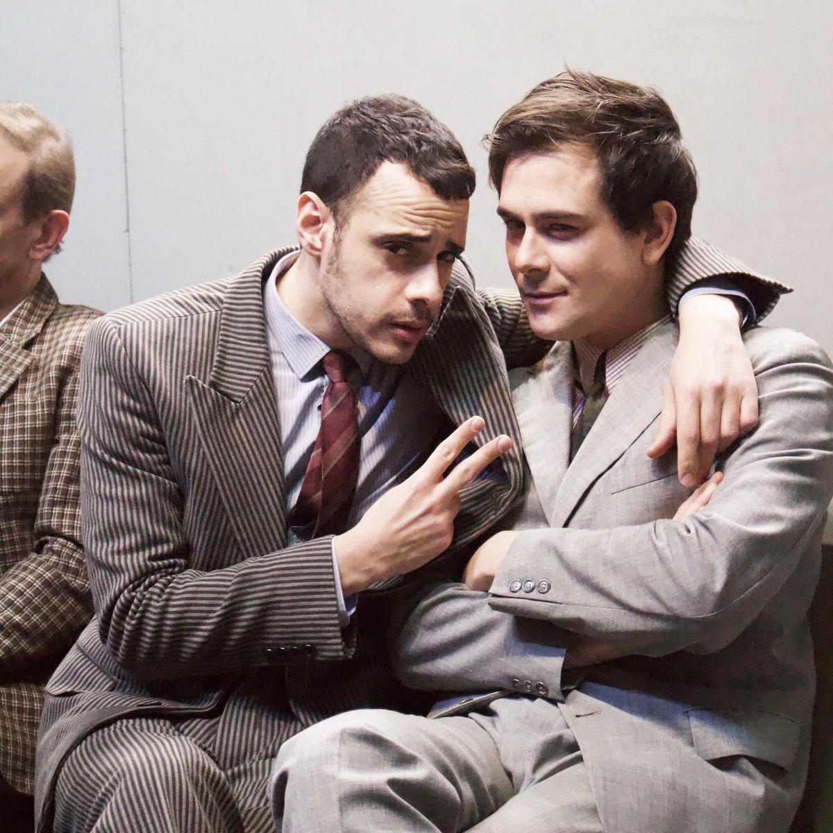 #12hommesencolere : <a href="/AdelDjemai/">Djemai Adel</a> et <a href="/AntoineCourtray/">Antoine Courtray</a> avant la représentation !
👉 Pour réserver vos places : bit.ly/39TSLC5
#theatre #spectacle