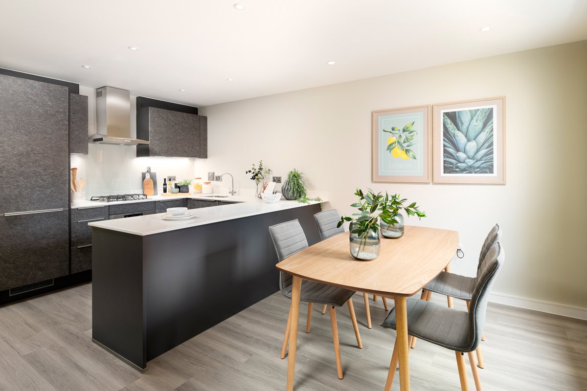 :::AVAILABLE NOW:::
In our #new and highly specified 2, 3 and 4 bedroom homes at Four Seasons, #Horam East Sussex, we've applied the same modern architectural and #interiordesign values to deliver a premier #newbuild experience soo.nr/JOVY 🏡🌳