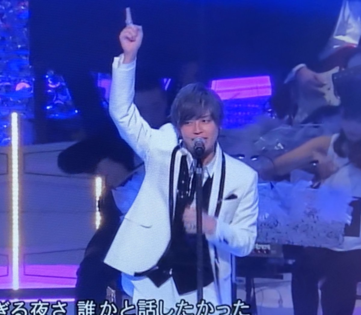 ふぁにプン در توییتر しんどさmax R 王子様と美少女が交互にやってくる R 国をおさめるほど高貴な立ち振る舞いの手越 王子だったのに一瞬の幼女現れたけど その直後とんでもセクシーな手越王子のキメ顔 からの儚