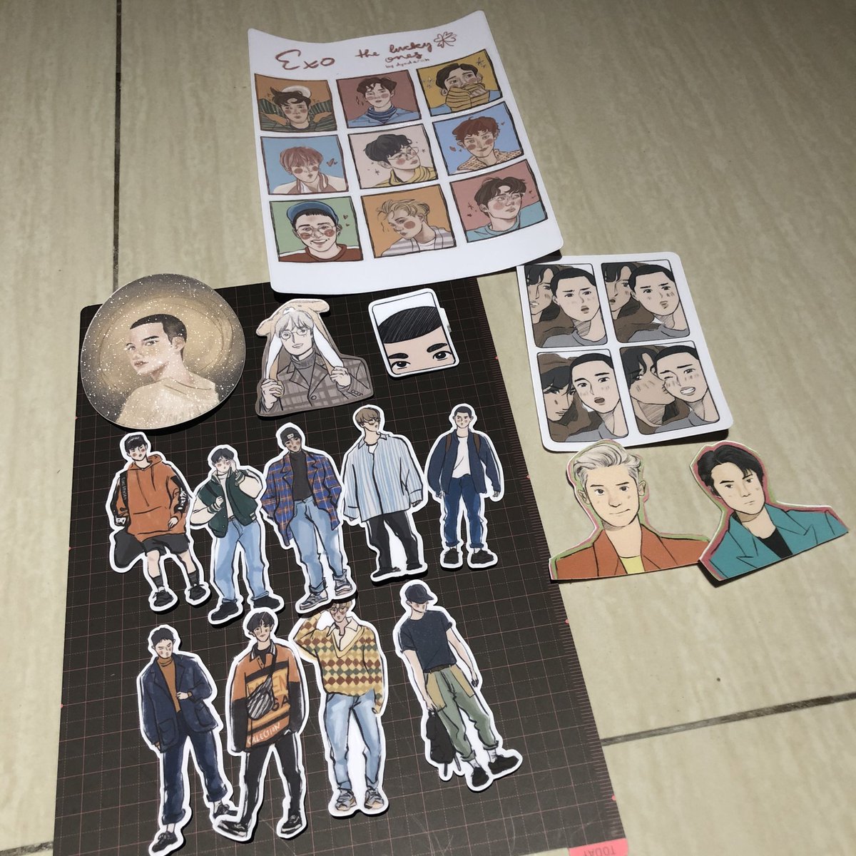 leeniehunnie's tweet photo. Beautiful stickers by @sunniniverse ^^ known as @/grumpbox at IG i love the kaisoo stickers especially :) #stickerconmnl2020 https://t.co/aMMEed1Nv0