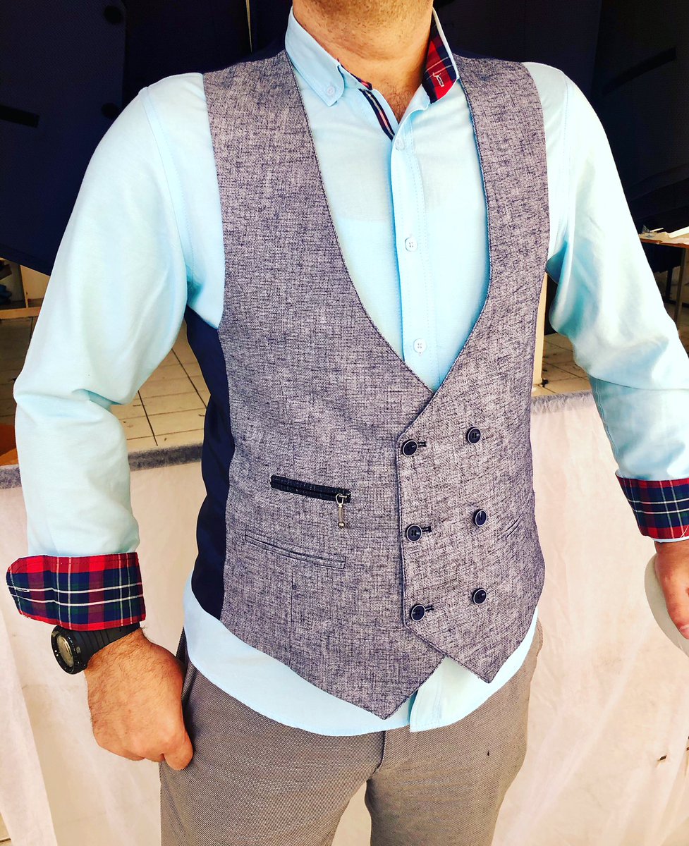 DKyelek's tweet photo. https://t.co/mZFaSKASTk 05325401940
 #erkekgiyim #erkekyelek #damat #damatlıkyelek #klasikyelek #suitmen #takımelbise #istanbul #yelekdikim #dikimatölyesi #suit #osmanbeytoptan #mertertekstil #modaitaliano #mertertekstilmerkezi #yakasateni #lalelitekstil #ParisFashionWeek https://t.co/HNoI8xj4SI