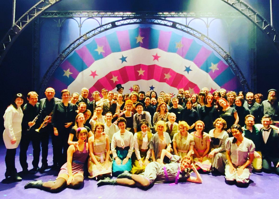 StephenMear's tweet photo. Wishing everyone involved in Funny Girl @MarignyTheatre an amazing last day. Thank you to every single person involved in this production. Especially Jo, Stuie, James, Peter and Tim. Thank you Jean Luc for trusting me. This company are amazing. Love you all ❤️❤️❤️❤️❤️ https://t.co/rxJxzQ8p21