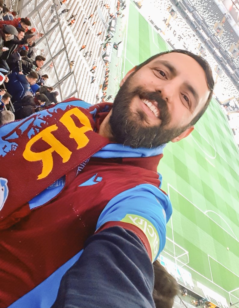 TurgutBirinci61's tweet photo. @Trabzonspor Bir Hayalimiz Var 🤲🙏🏻☝️
#BugünGünlerdenTrabzonspor #GriForma
⚡️ #BizBize #Yanyana https://t.co/kGAlyEU2W1