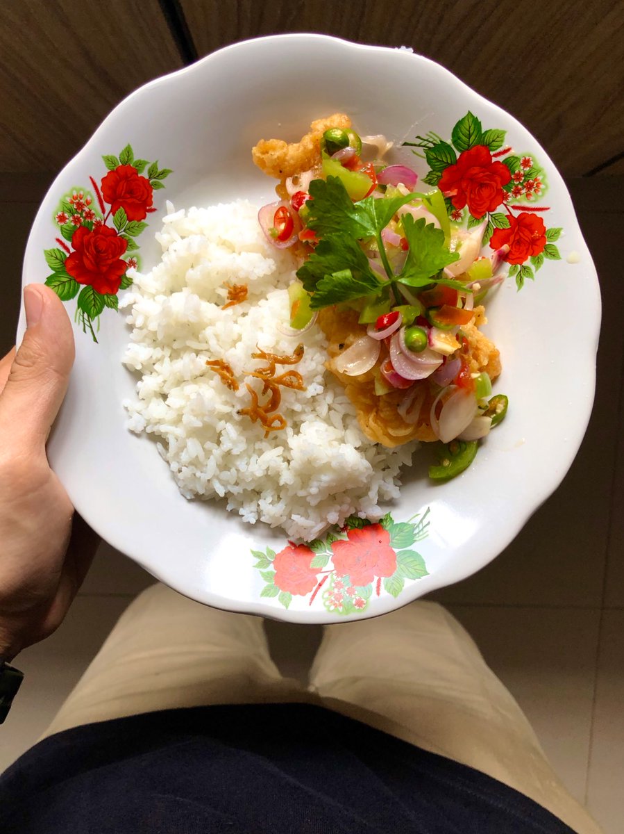 milasnincire's tweet photo. Crispy dori with sambal dabu dabu #whattocooktoday https://t.co/SPDE74Dvob