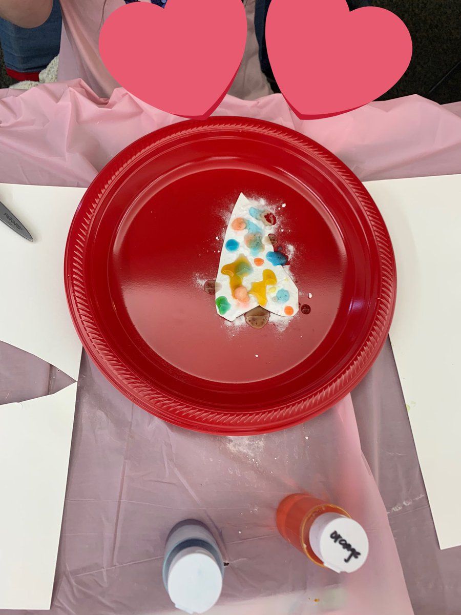 kigarner3's tweet photo. Valentine science art...whaaaaaaat?! Baking soda and food coloring vinegar for the coolest art project*slash*science experiment. #1stgrade #art #steam #valentineart #valentinesintheclassroom https://t.co/eo7SMsHPNH