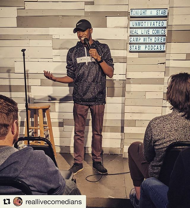 andremortonjr's tweet photo. Shoutout to @jasomack to having me out to STAB! Had a great time!
#Repost @reallivecomedians with @get_repost
・・・
Andre Morton (@andremortonjr) tearing up @stabcomedy tonight! #Sacramento #sacramentoproud #saccomedy #916 #209 #deafpuppies https://t.co/xWw8FWIer8 https://t.co/5T68vZMWrM