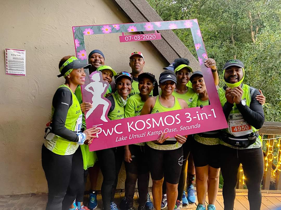 justrunningac's tweet photo. The #JRACrunners💚 at #kosmos3in1. #Team430 ka bo lime. #JRACintutus #JRACfamily #running #runningtwitter #twitterrunningclub https://t.co/l7ow2UhmrL