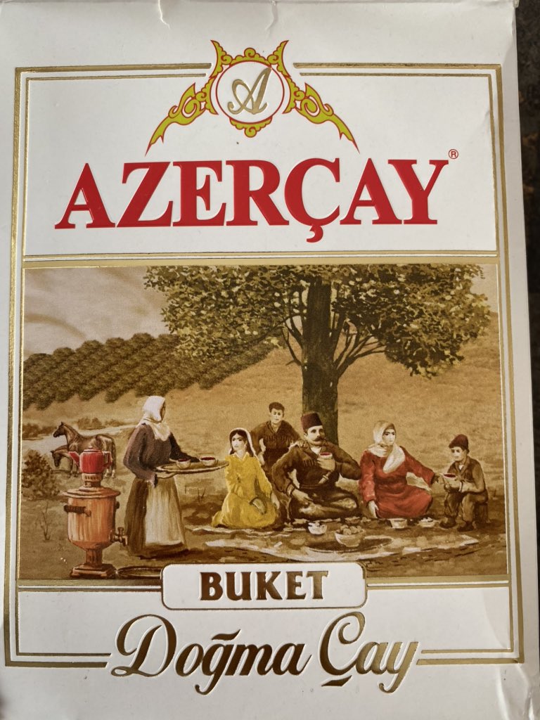 Bodonguud's tweet photo. Tea time #azercay https://t.co/OYcDOrd7Fy