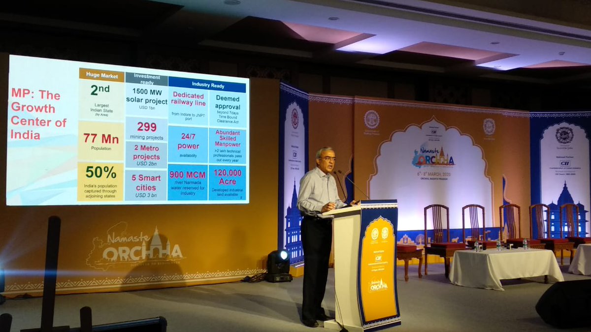 JansamparkMP's tweet photo. We have passed an act that provides clearances required to industries in a stipulated time: CS Shri SR Mohanty
#JansamparkMP 
@NamasteOrchha https://t.co/4geCU7vX62