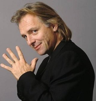 Happy birthday to a genuine hero of mine, the much missed Rik Mayall 