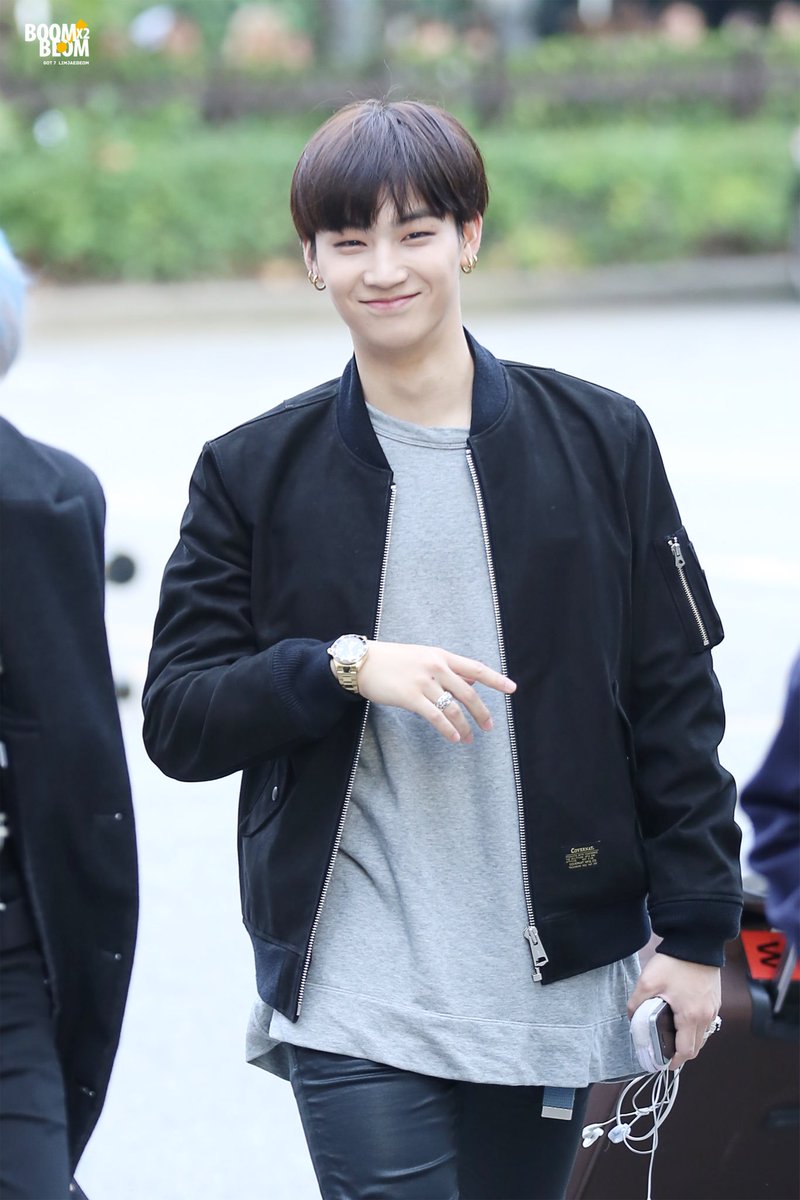 รอยยิ้มของแจบอม😁 tweet media
