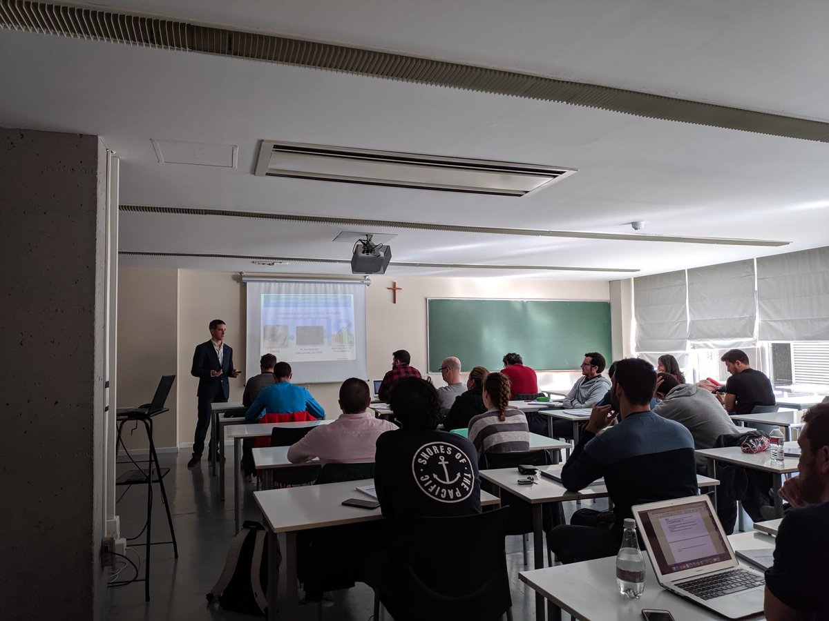 MOFI_FT's tweet photo. Ayer empezamos la mañana de la mano de @PHerreroGallego con la técnica #DNHS @DNHS_news @PosgradoCEU y terminamos con los profes @RafaGuerraP y @FranJValde con #puncionseca en cadaver.
¡No se pudo exprimir más el viernes! #fisioinvasivaneuro #abordarconseguridad @MVClinic https://t.co/CbA9Uvq6kx