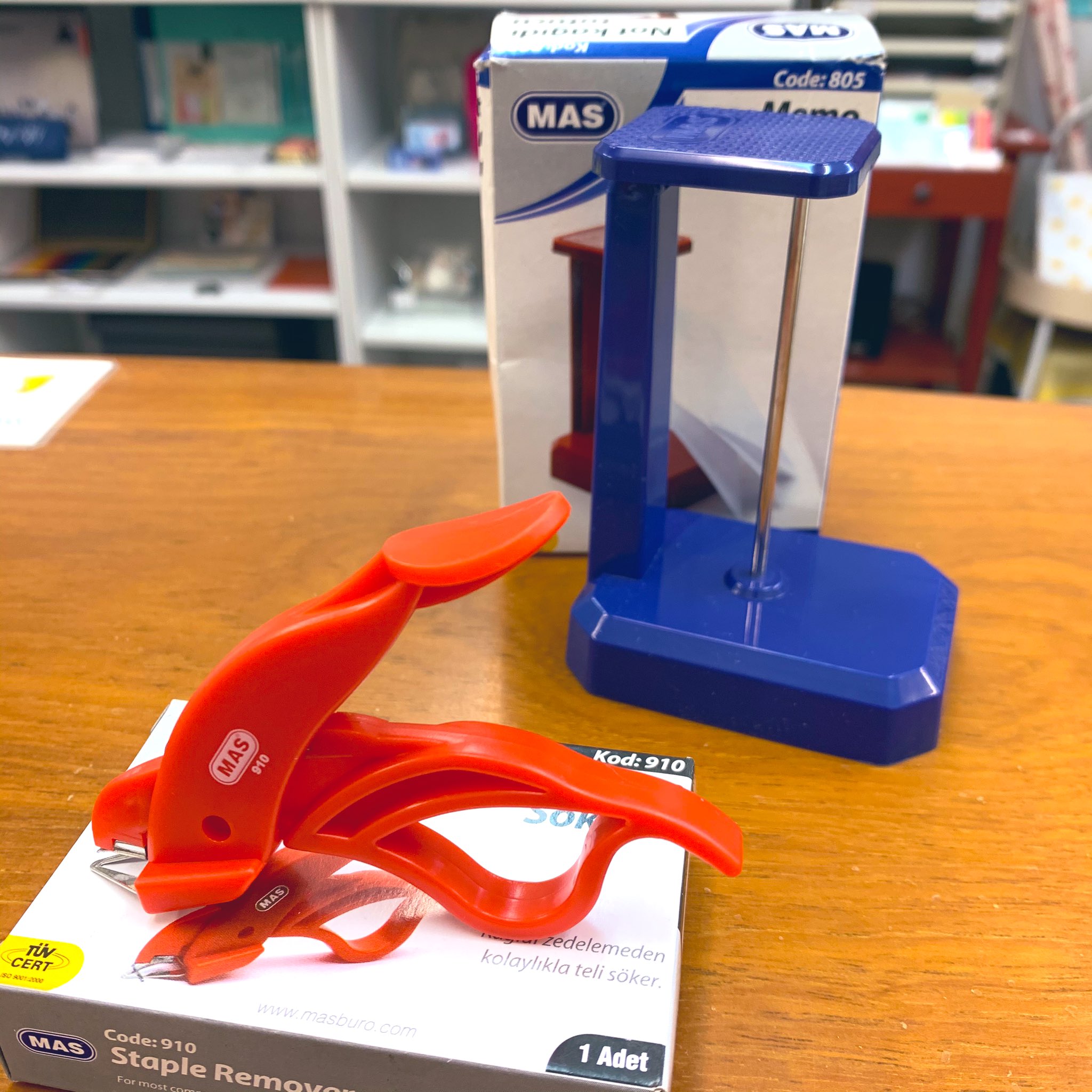 業務用100セット ニチバン ハンドカッター Tc 18e 青 生活用品 インテリア 雑貨 文具 オフィス用品 テープ 接着用具 Top1 Ds Ah 簡素パッケージ品 現金特価