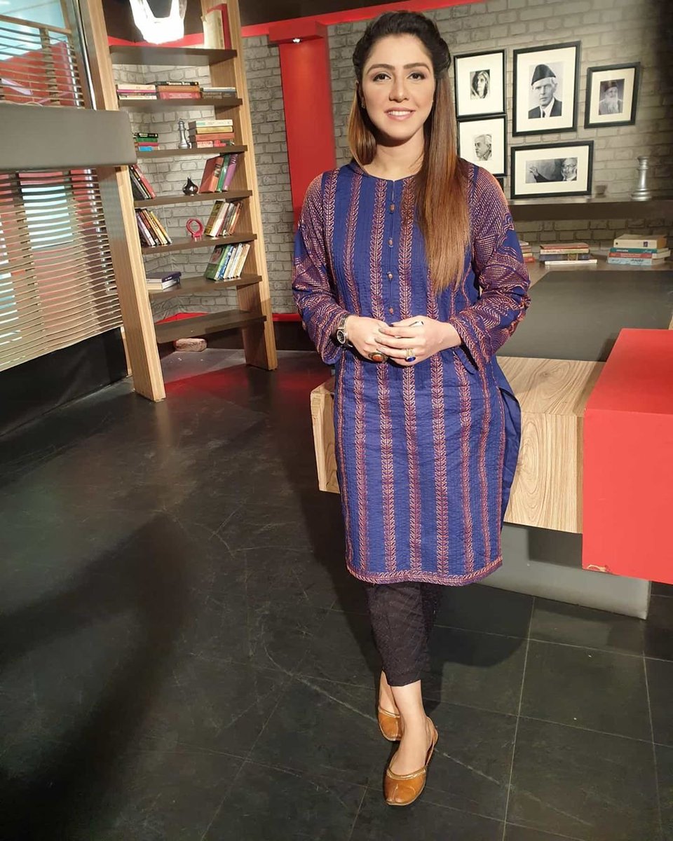 MediaSpringPk's tweet photo. Work mode ON! @ShajiaNiazi from the sets of her show #MerayMutabiq https://t.co/VoDZjmXa8I